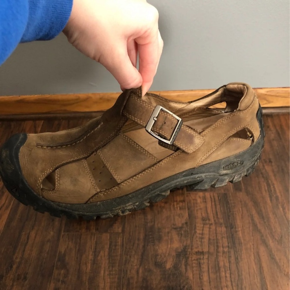 Men’s Leather Keens